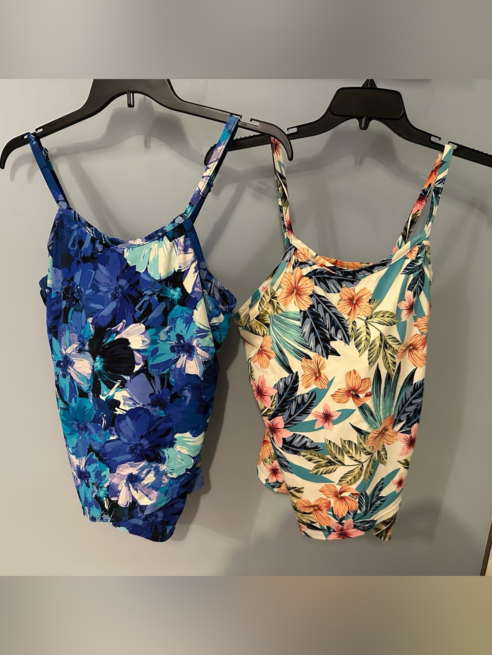 Swim Solutions Underwire Floral Print Tankini Tops - Tropical Pair